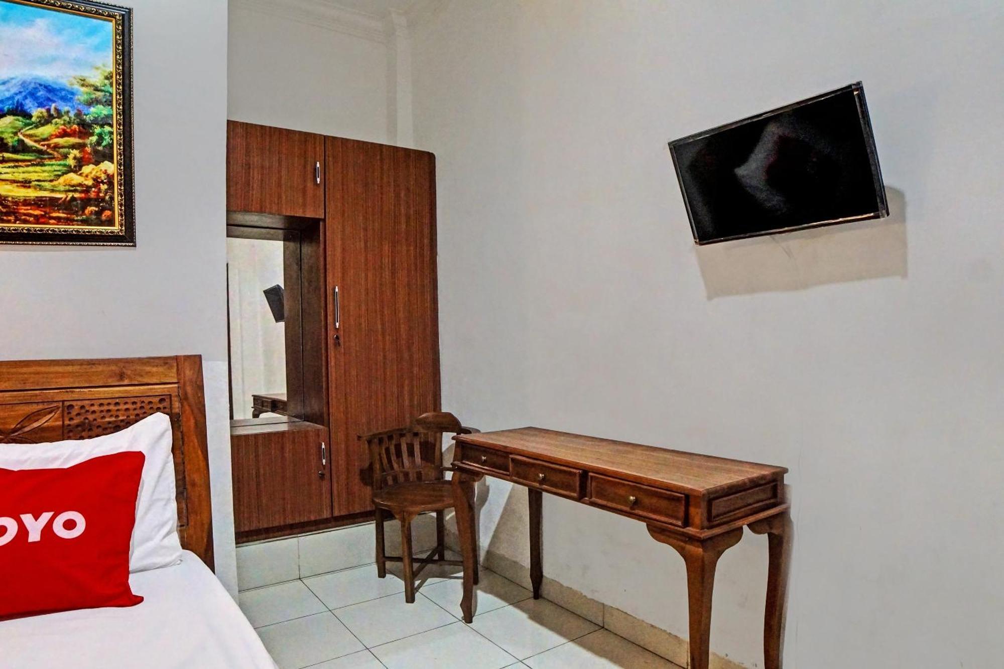 Oyo 92638 Jr Residence Syariah Medan Exterior photo